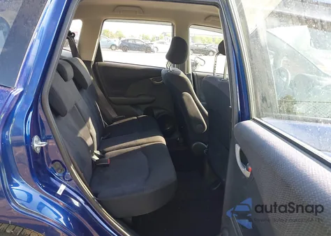 2013 Honda Fit Sport z USA, uszkodzony, nr VIN JHMGE8H54DC047775